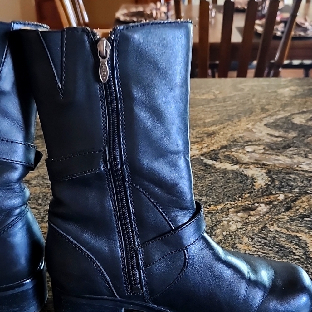 Harley Davidson Riding Boots - Picture 3 of 11